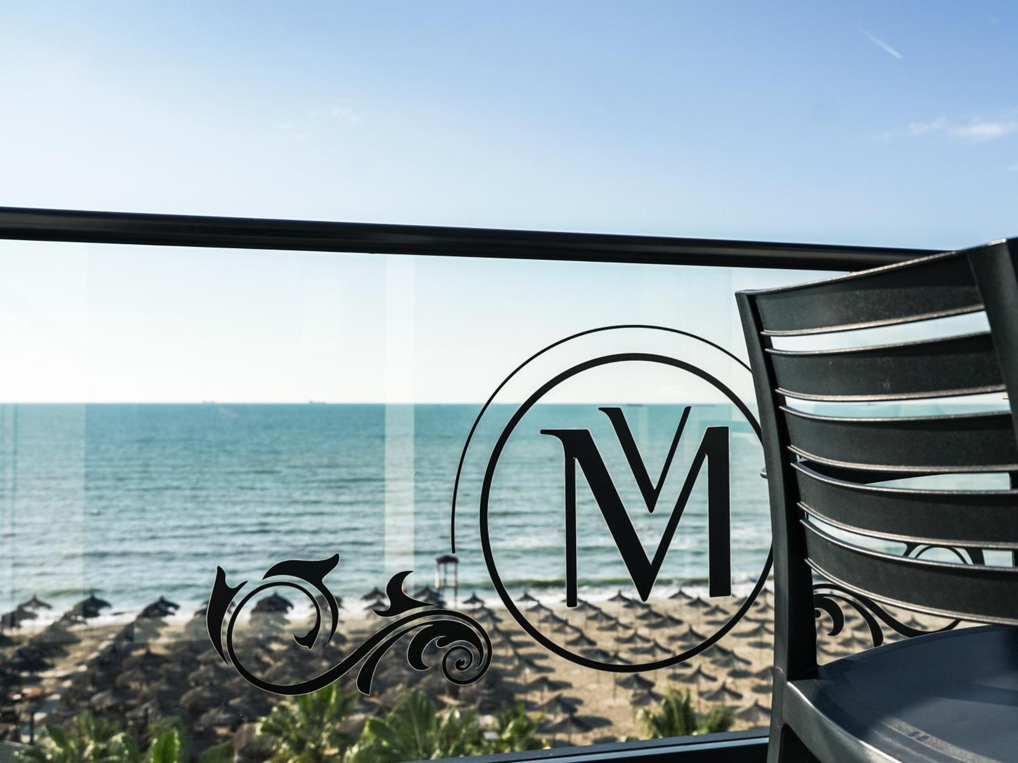 Vm Resort & Spa Golem  Exteriör bild